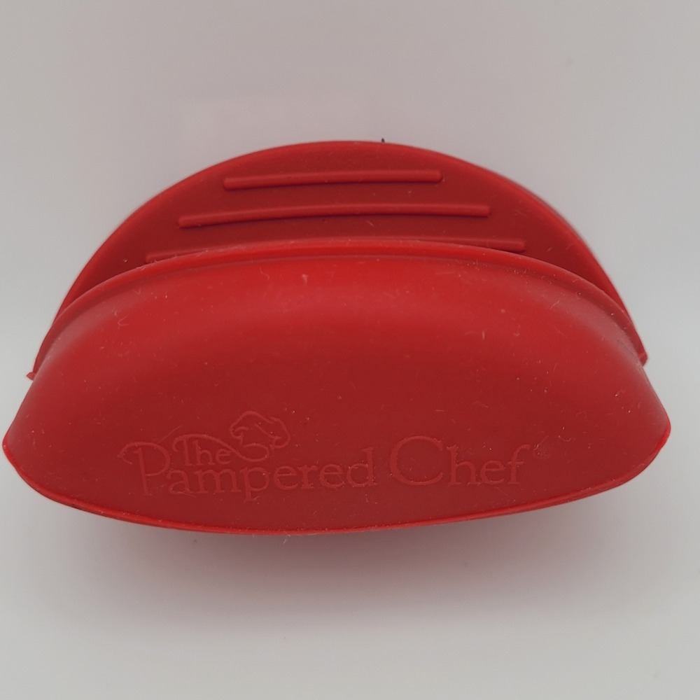 The Pampered Chef Microwave Mini Grip #1368 Red Silicone